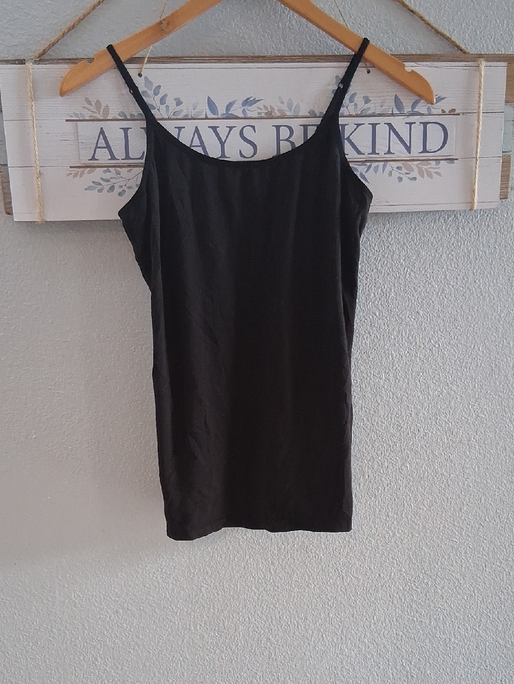 4/$13 Spaghetti strap cami top